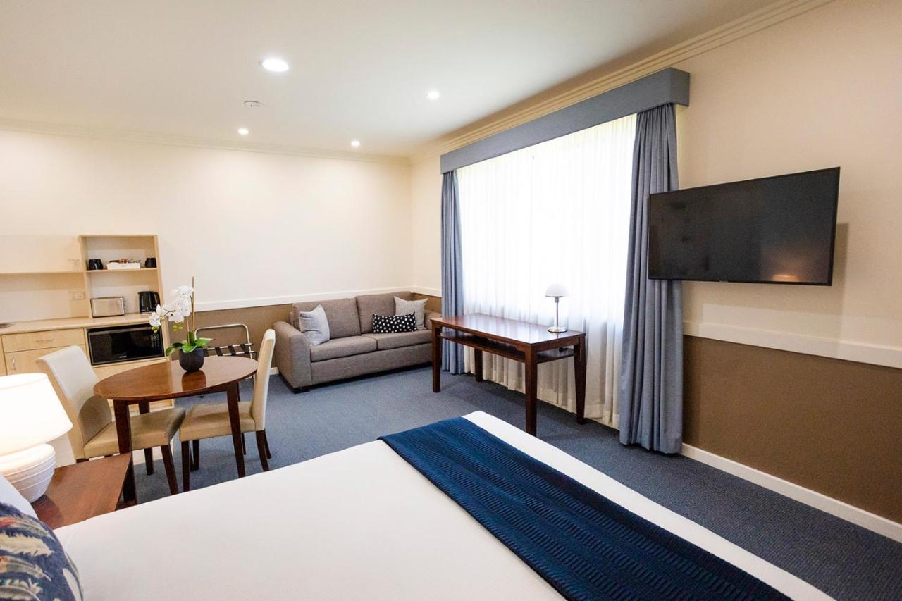 موتيل وندسور موتيل هاوكيسبوري رايس كلوب المظهر الخارجي الصورة A suite at the hotel