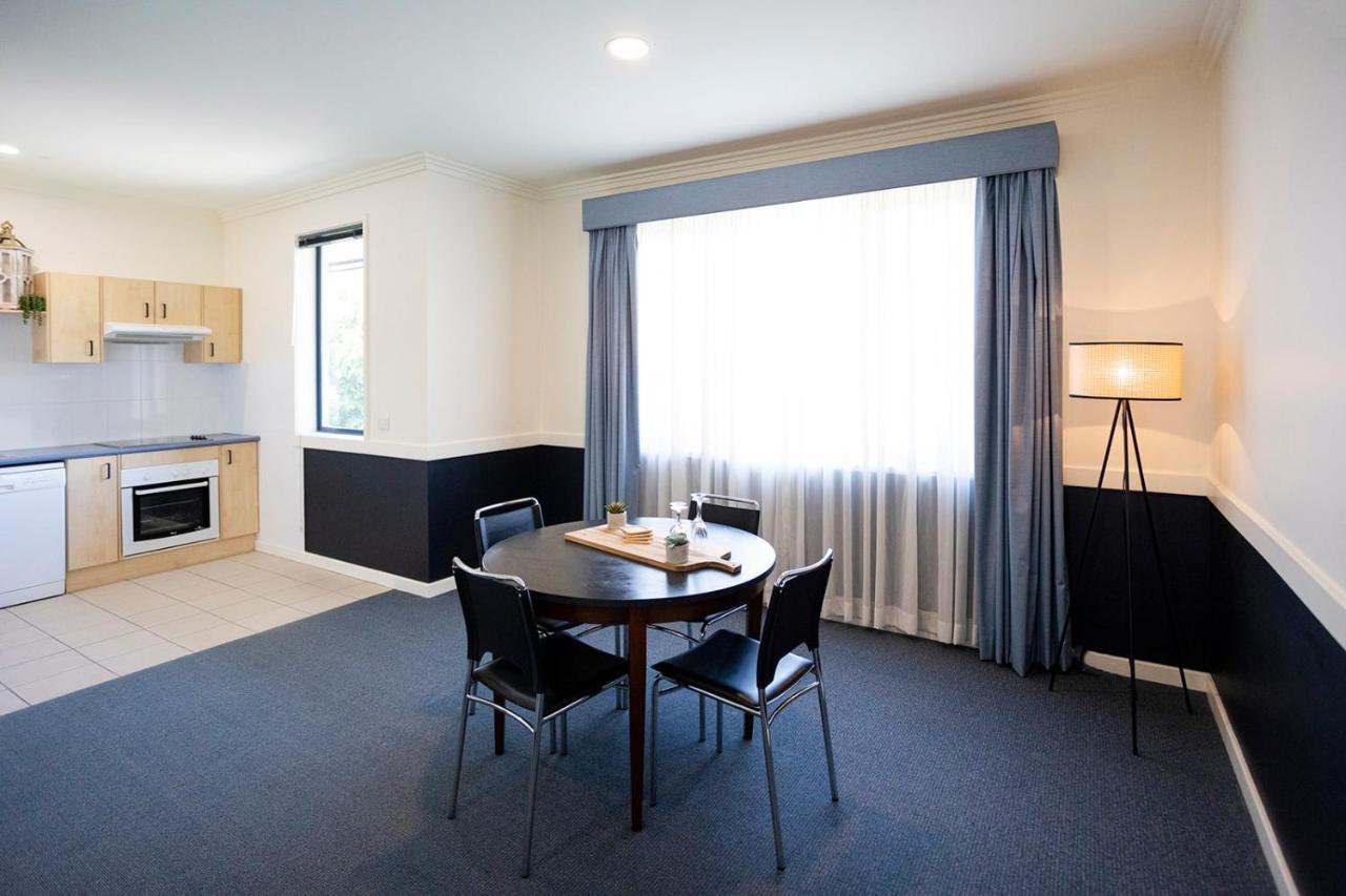 موتيل وندسور موتيل هاوكيسبوري رايس كلوب المظهر الخارجي الصورة A typical apartment at the University of Western Australia
